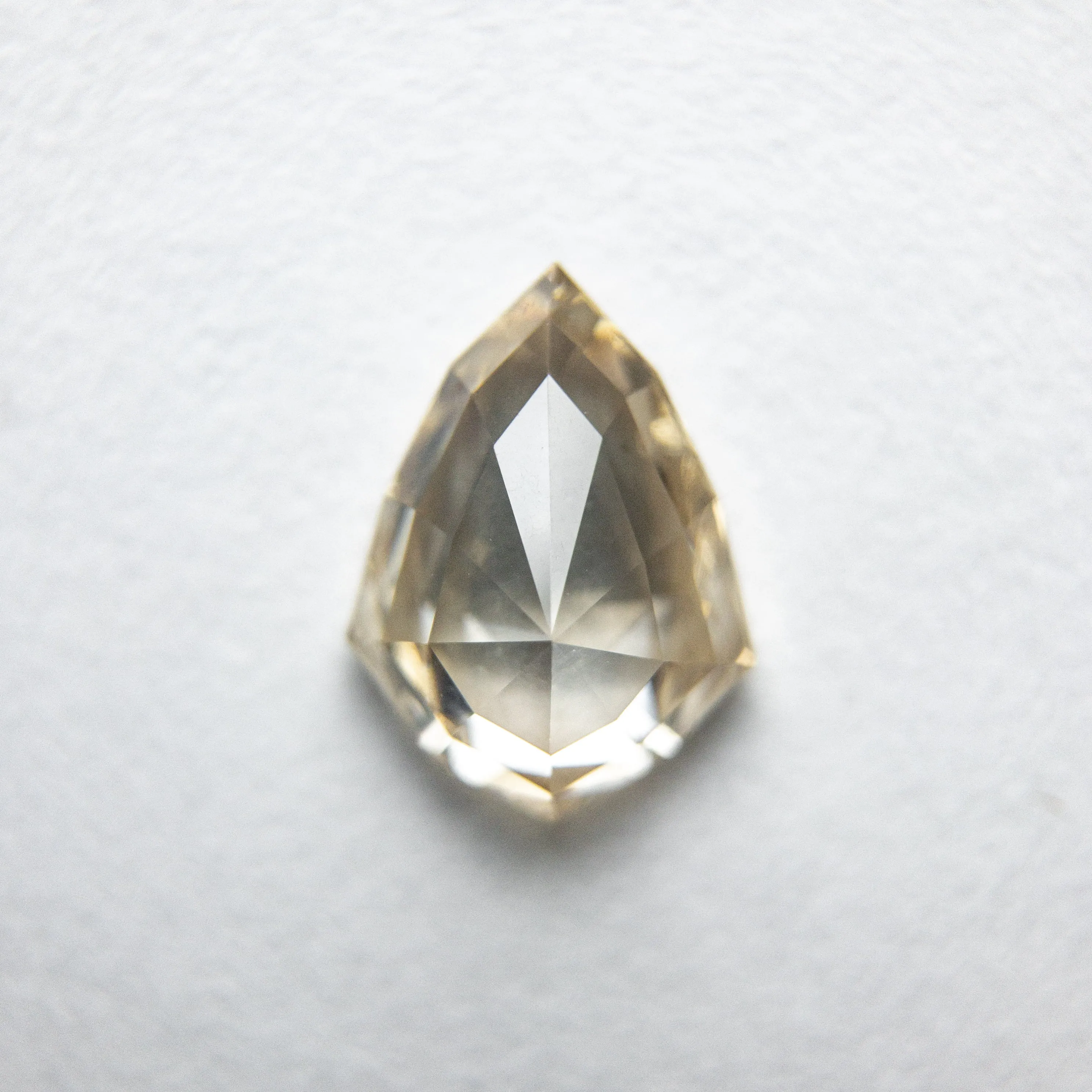 0.91ct 8.24x6.08x2.81mm Geo Pear Rosecut 18146-01