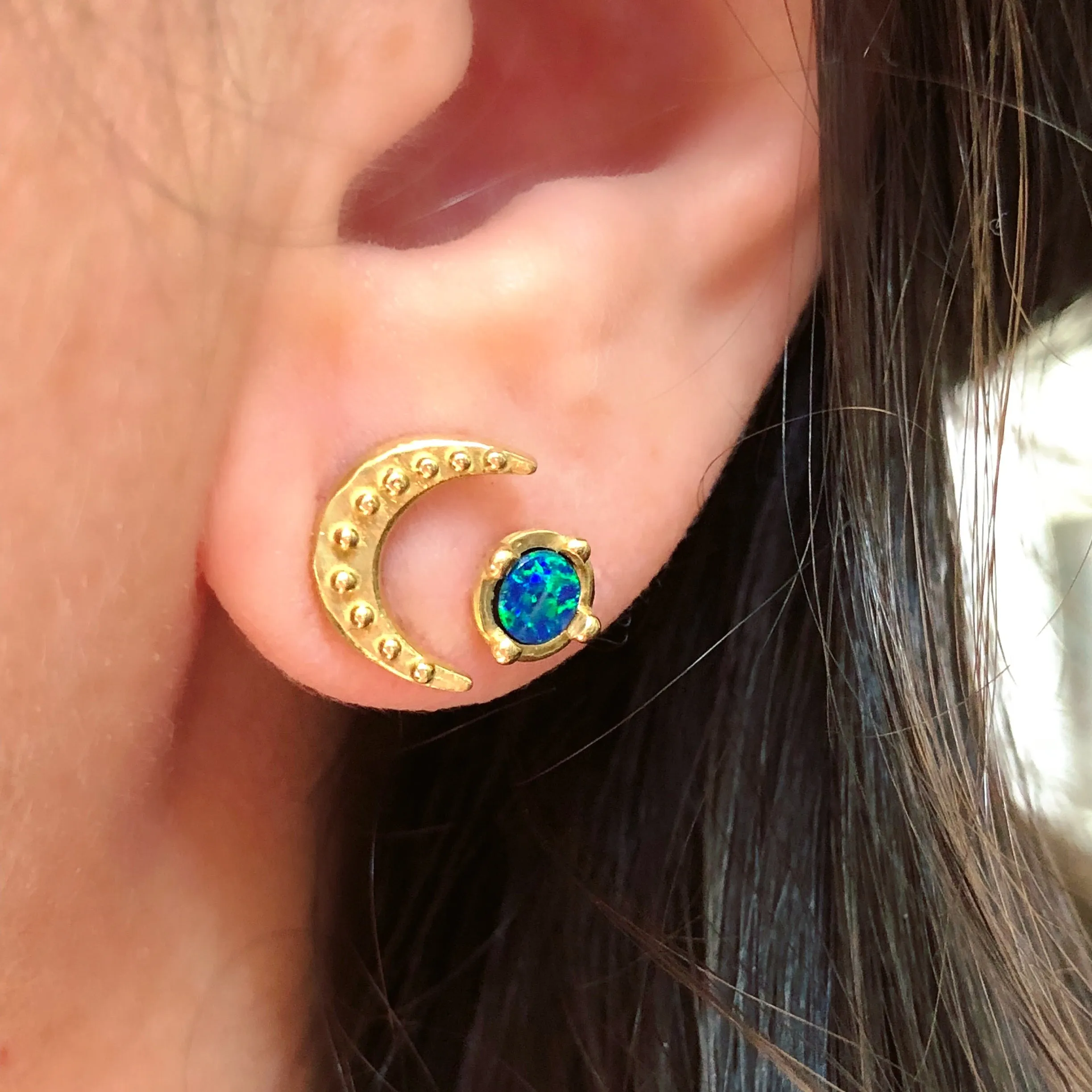 BOHEME MINI MOON GOLD STUD