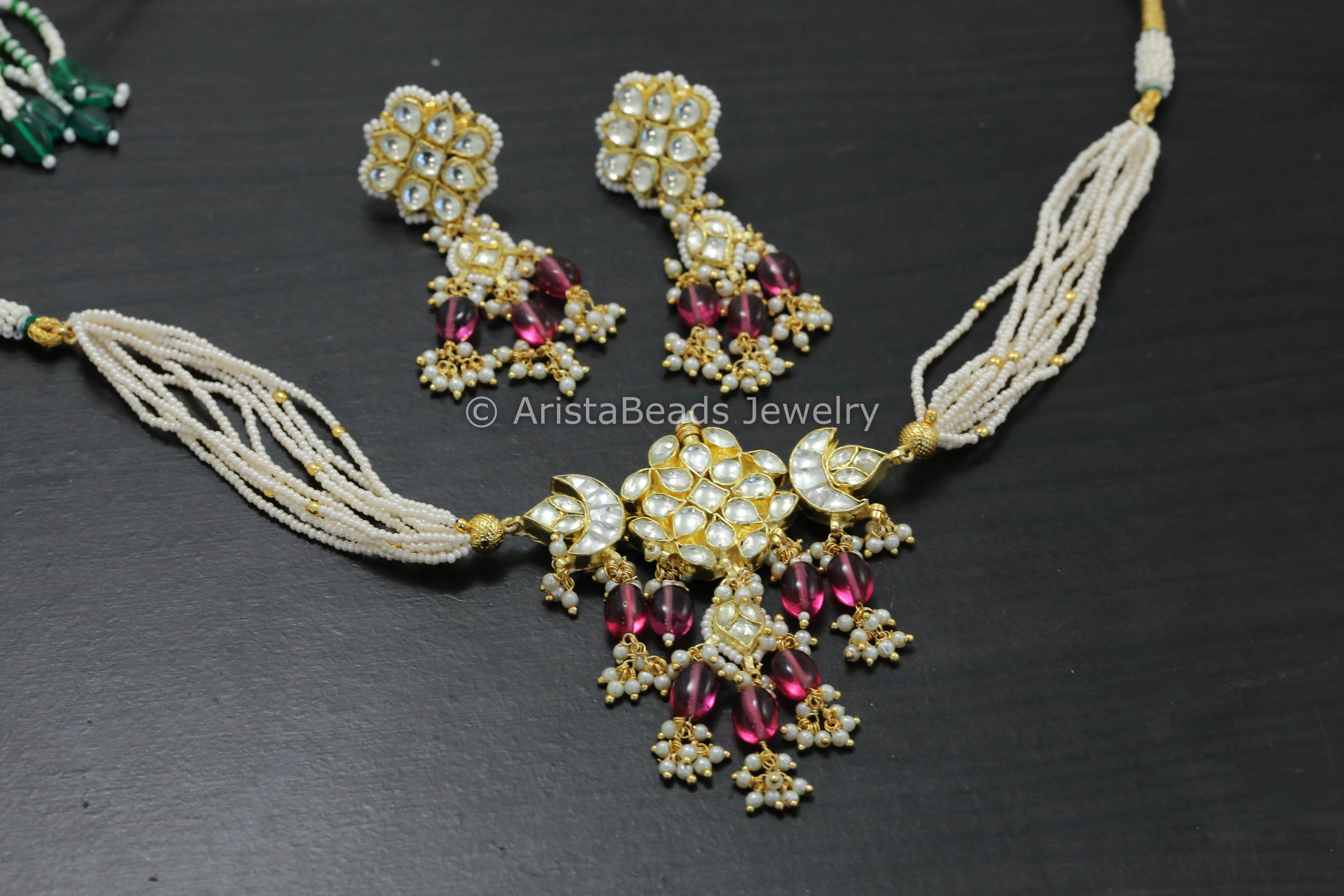 Dainty Pachi Kundan Set