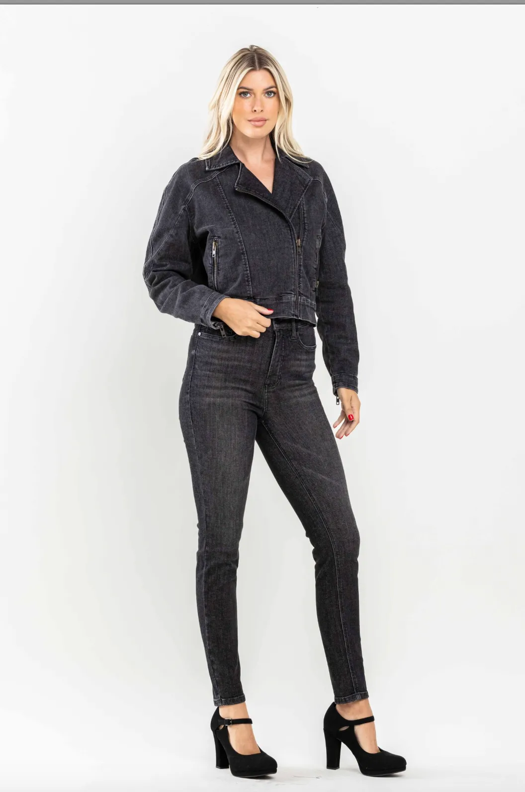 Judy Blue Tummy Control Black Wash Skinny Jeans