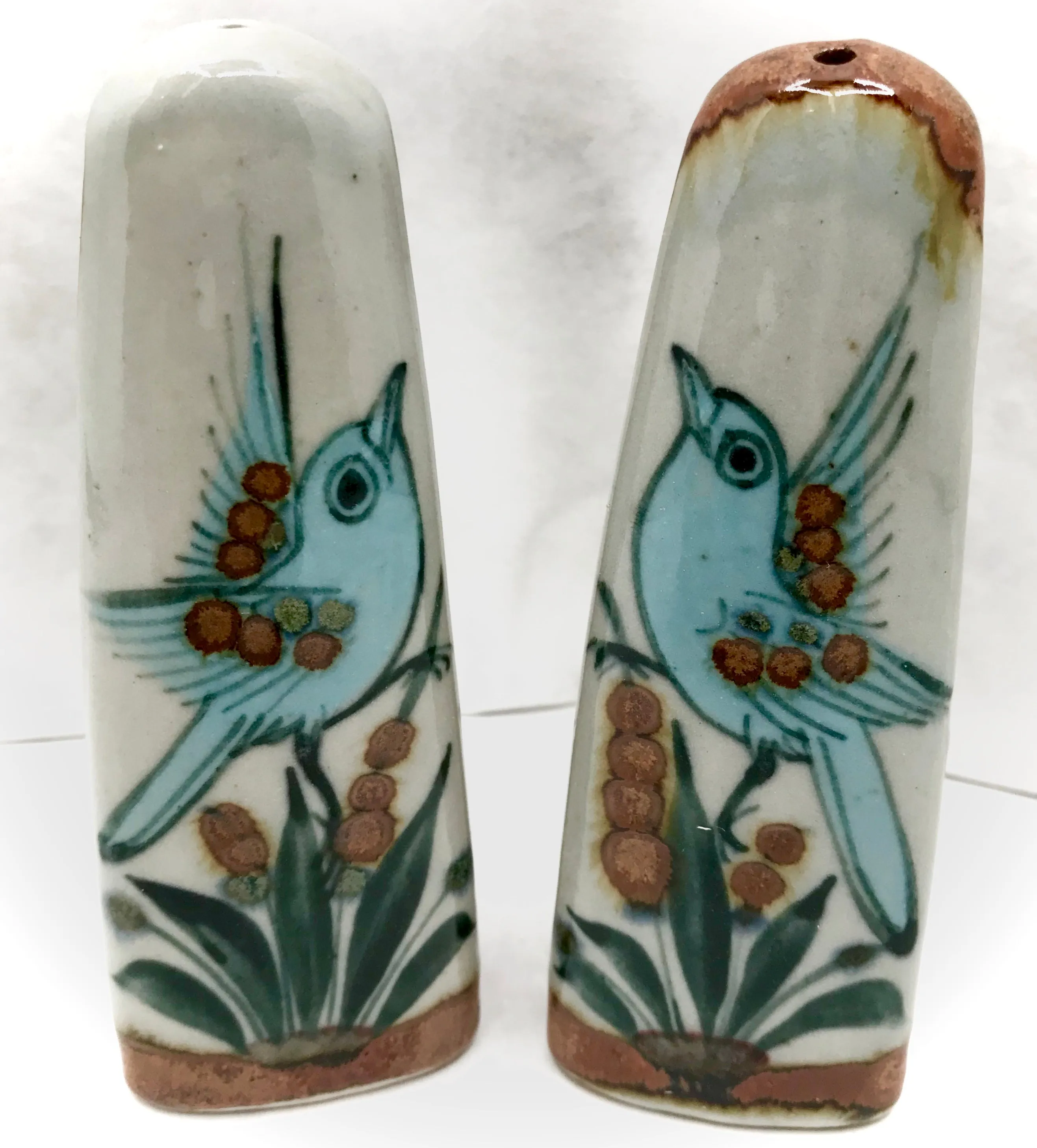 Ken Edwards Pottery Salt & Pepper Shaker Set (KE.V32)