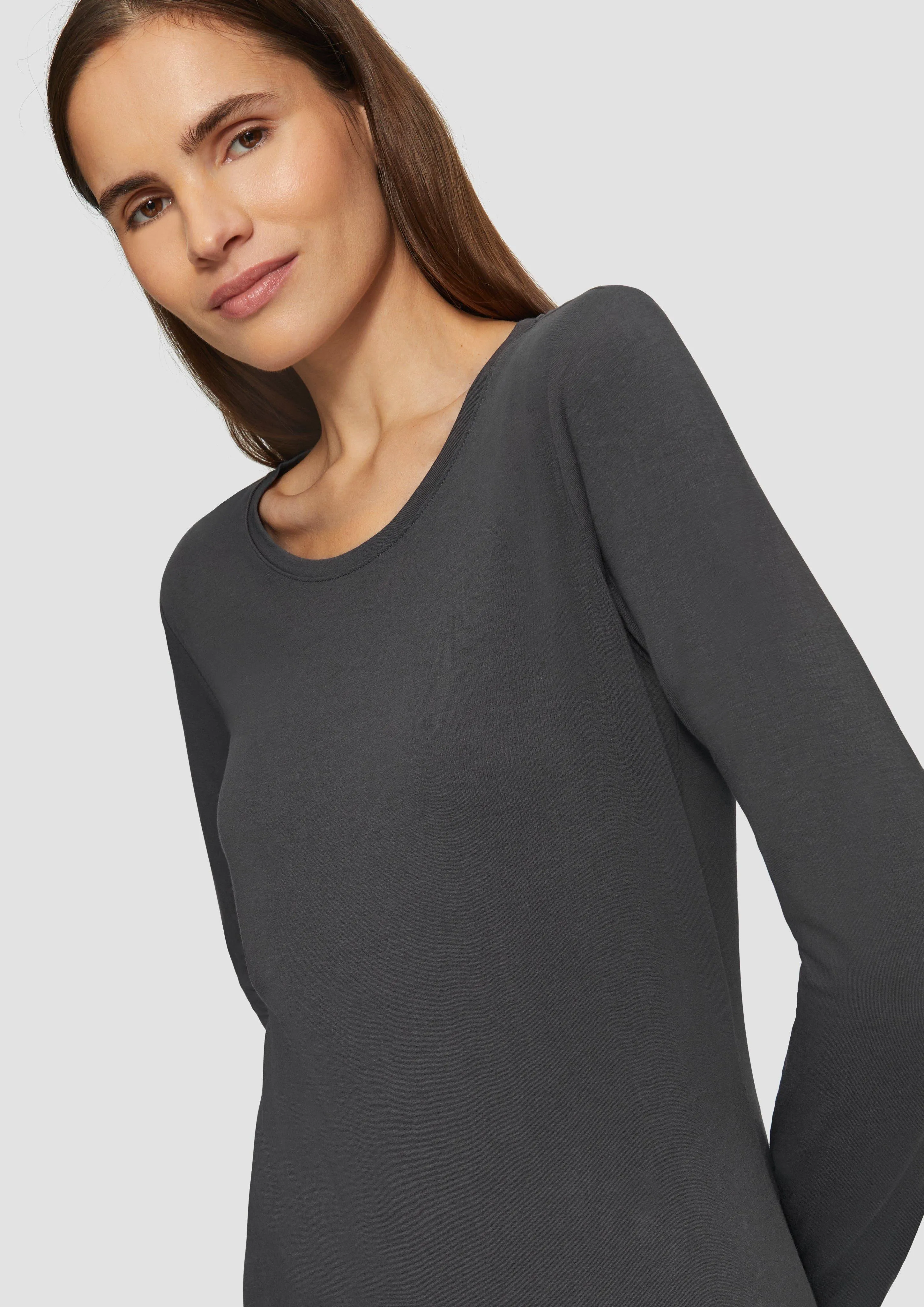 Long sleeve top in a slim fit