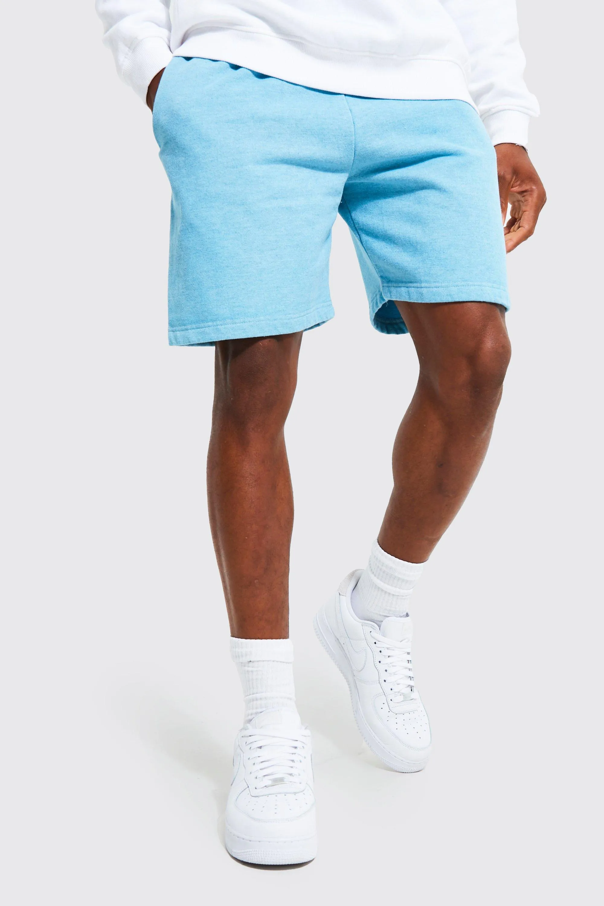 Man Signature Overdye Mid Length Short