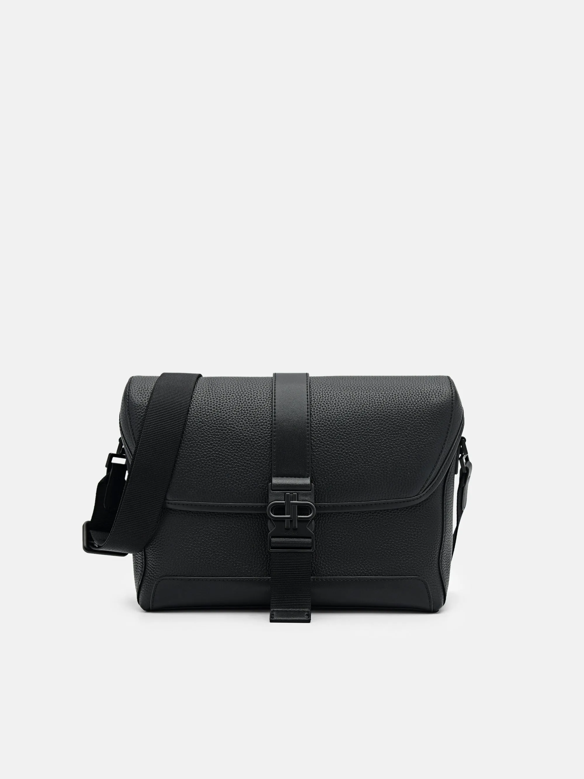 PEDRO Icon Leather Messenger Bag