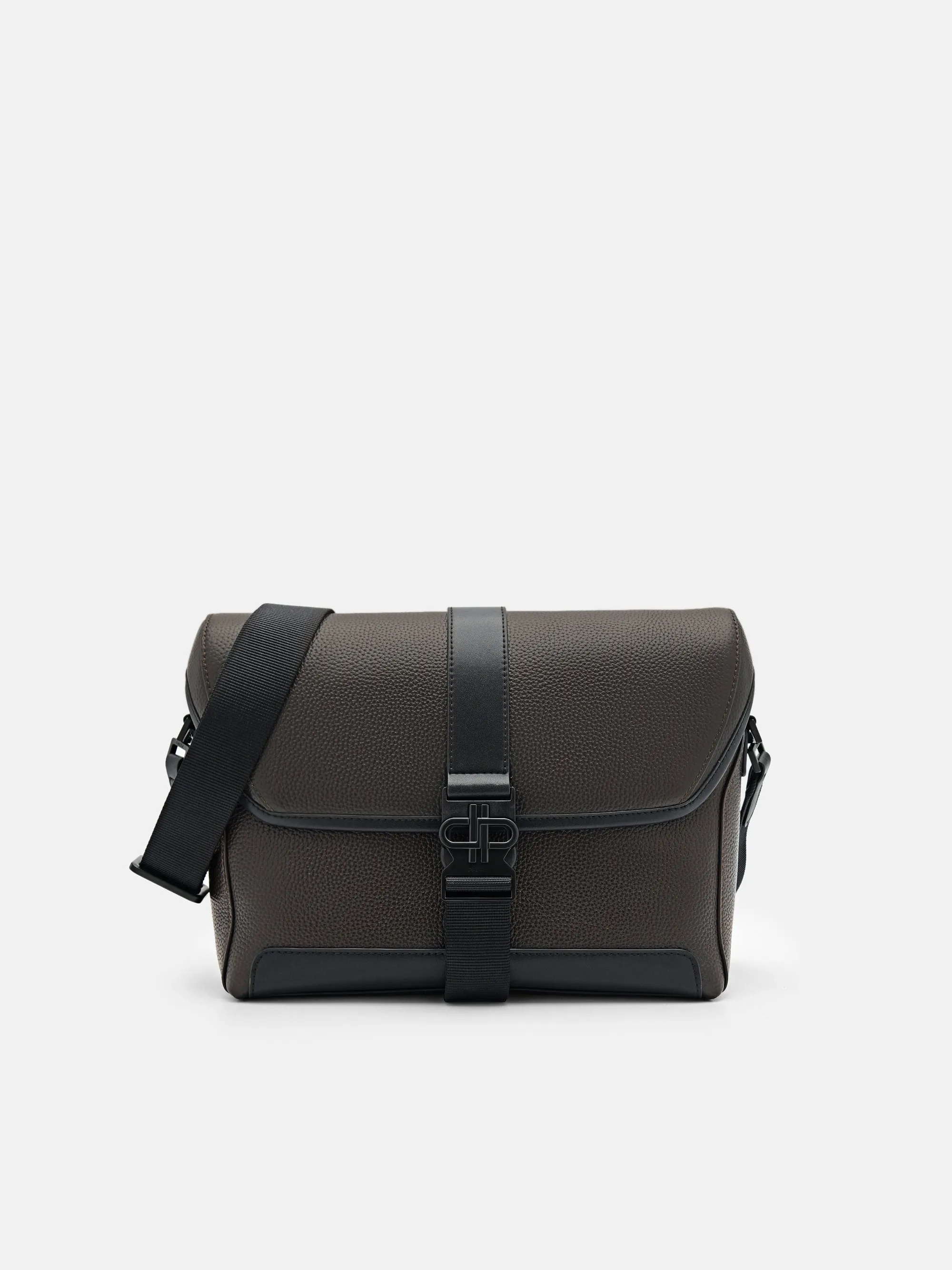 PEDRO Icon Leather Messenger Bag