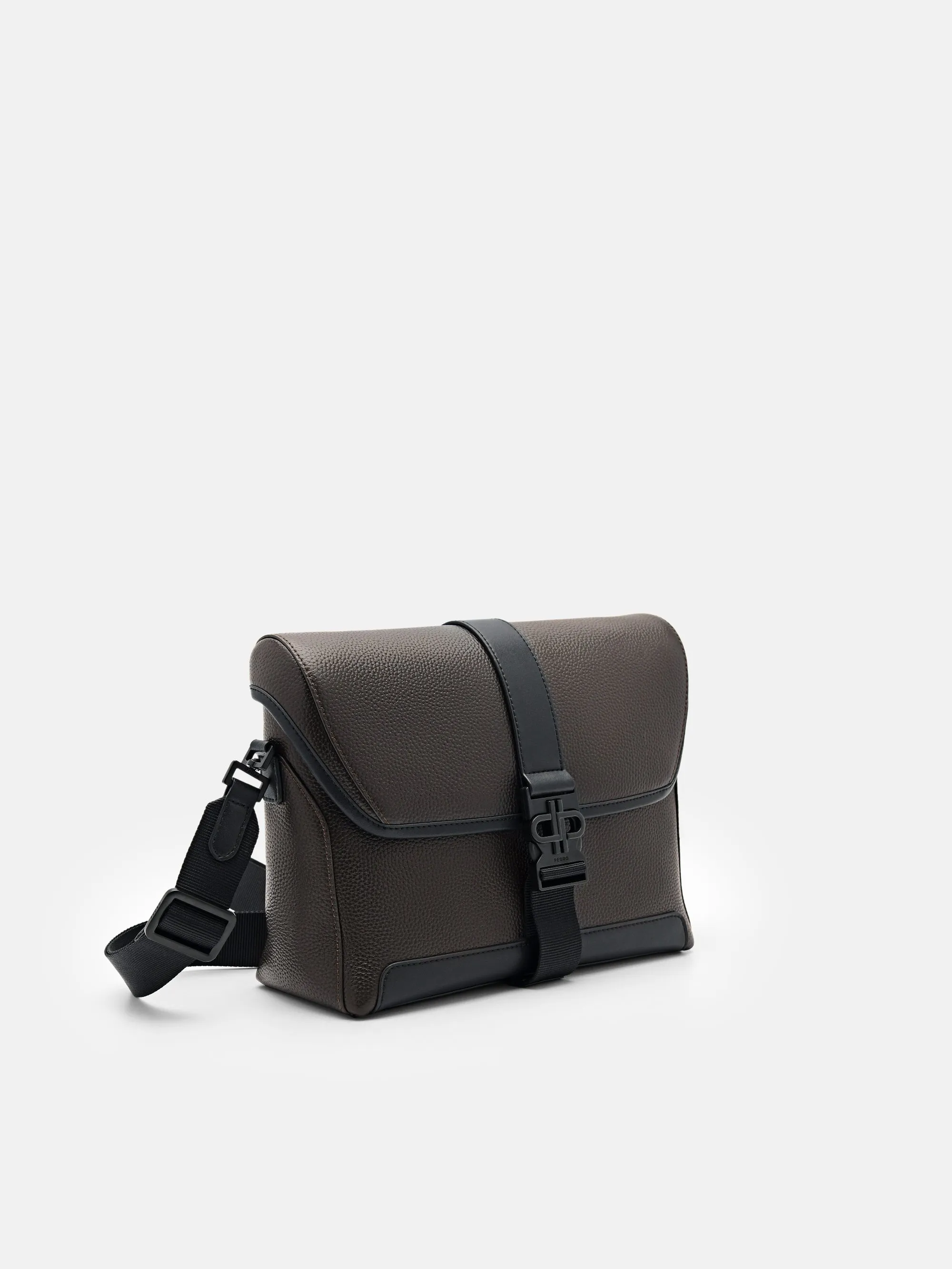 PEDRO Icon Leather Messenger Bag