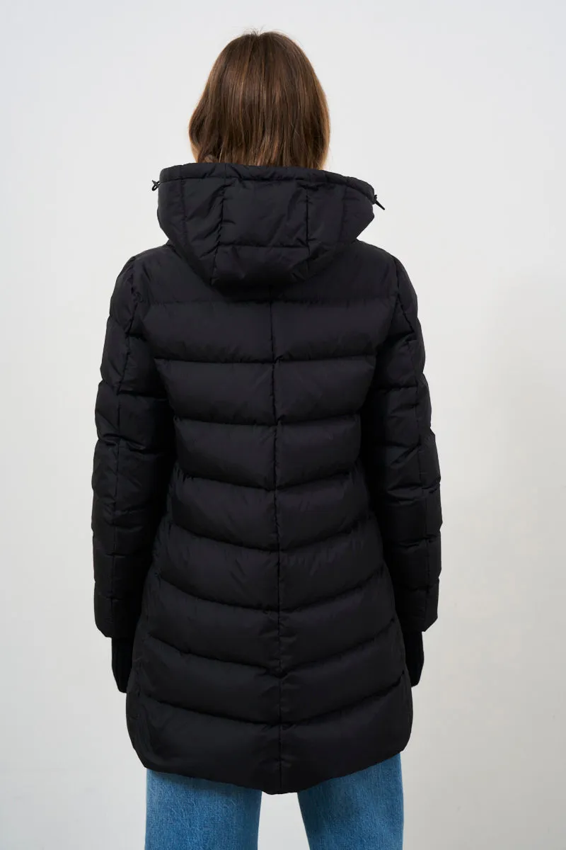 Piumino donna con cappuccio in nylon