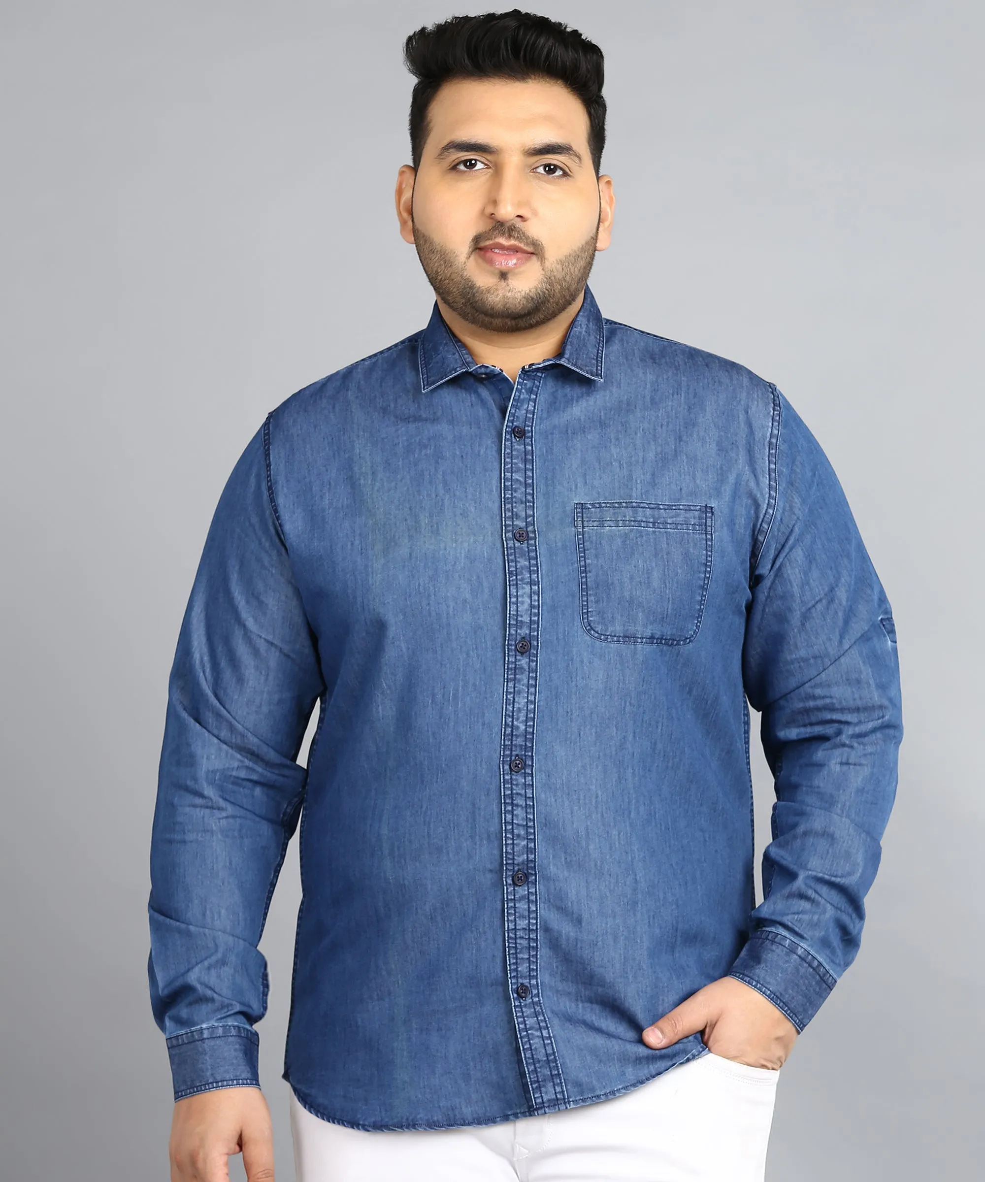 Plus Men's Light Blue Denim Full Sleeve Regular Fit Washed Casual Shirt