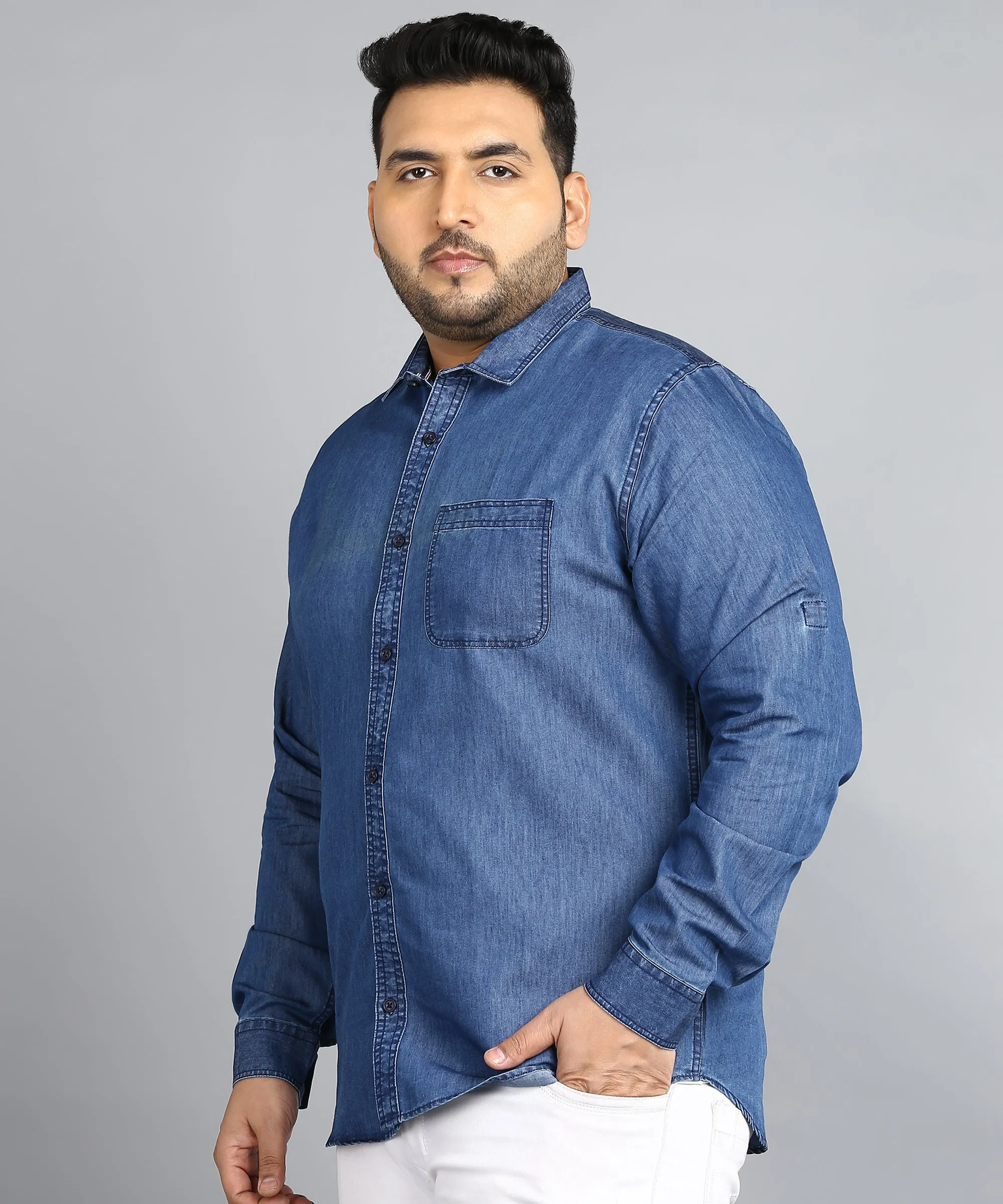 Plus Men's Light Blue Denim Full Sleeve Regular Fit Washed Casual Shirt