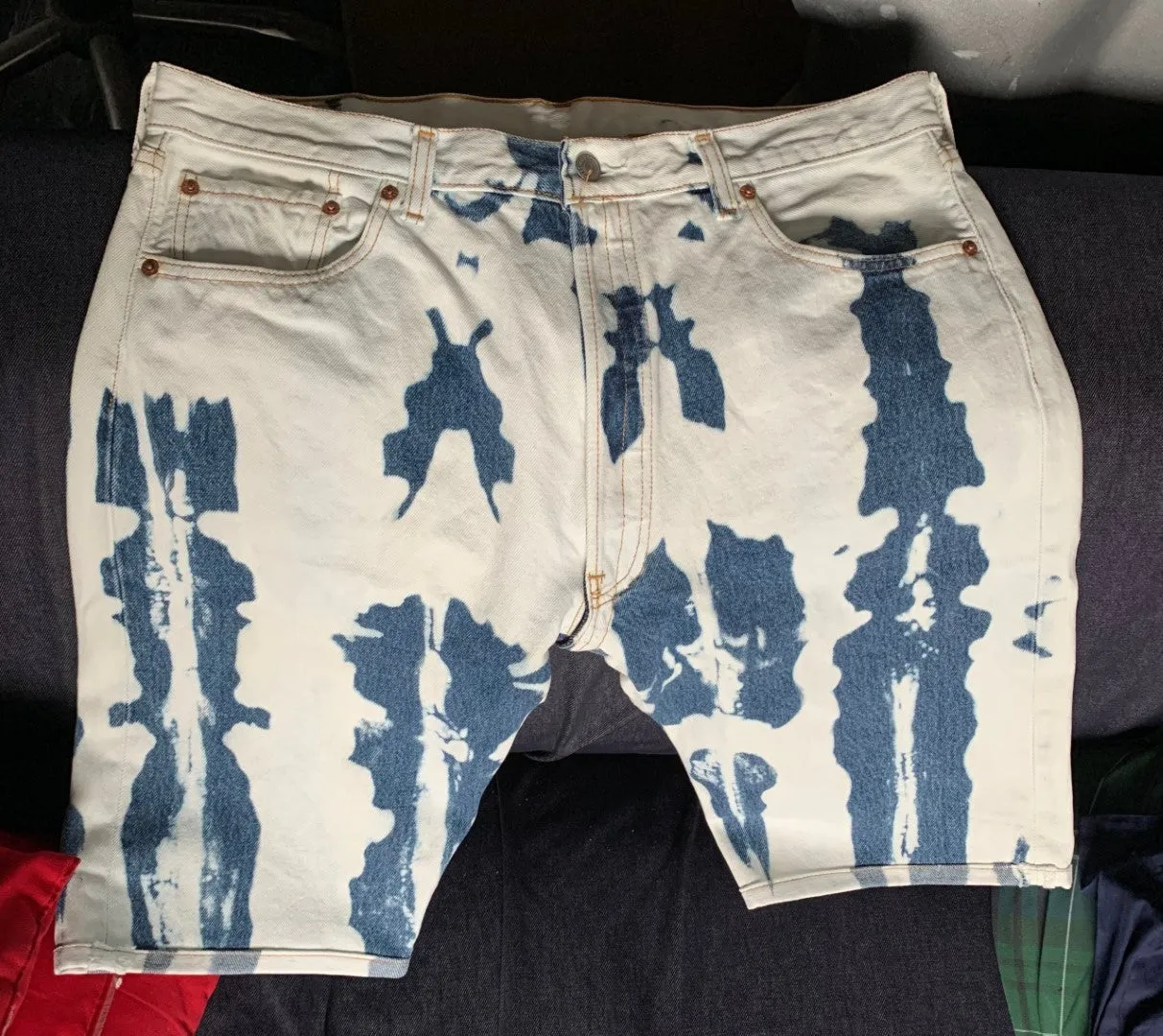 Skinny fit bleached shorts blue Levi's with zips